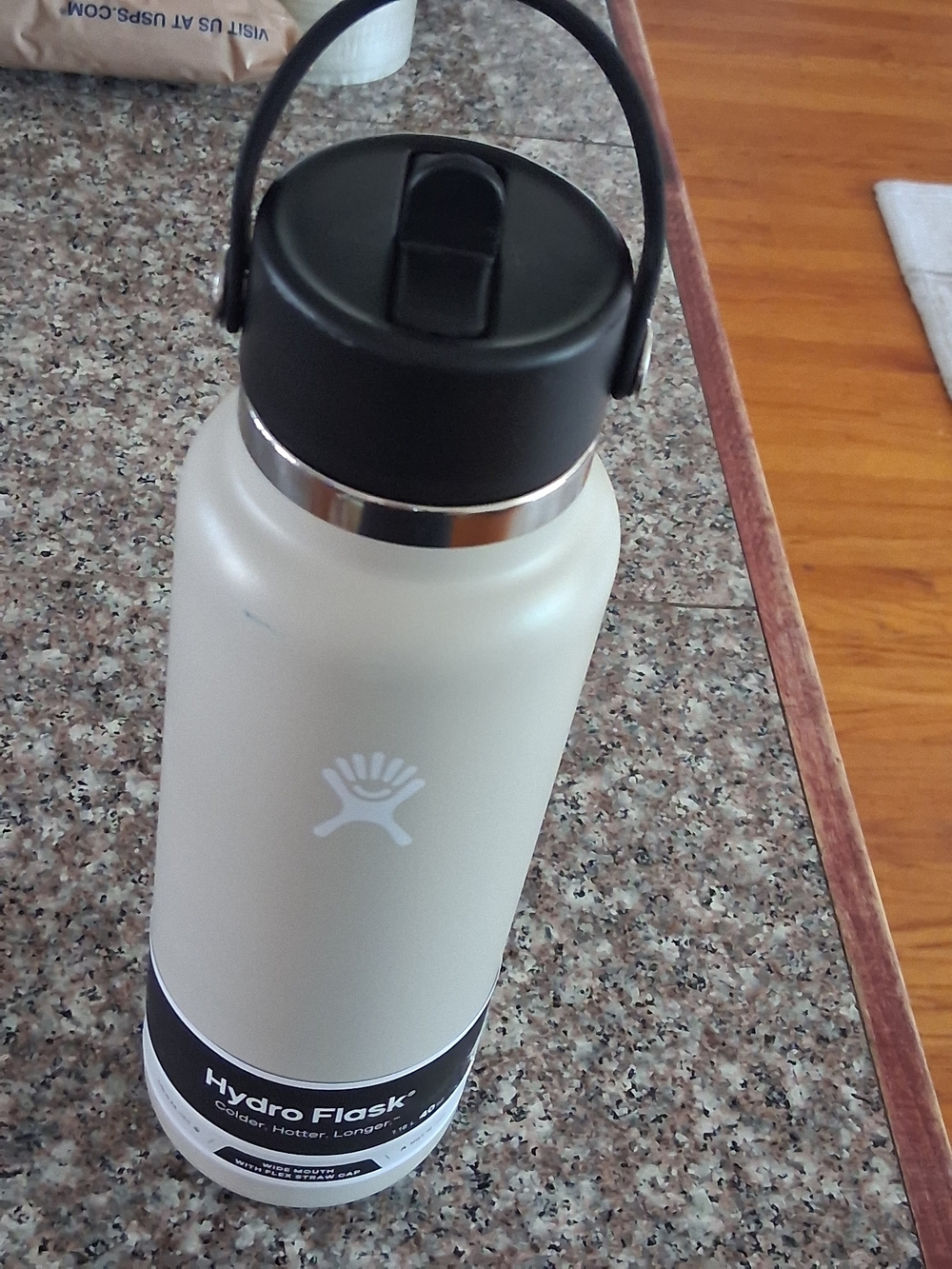 Hydro Flask Insulated Water Bottle - Cream